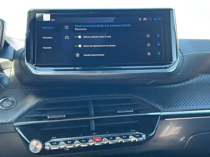 PEUGEOT 2008 GT Hybrid 145 CV e-DCS6 