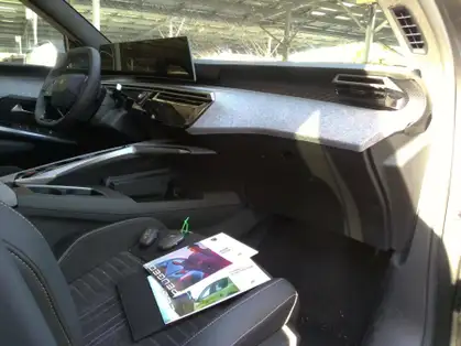 PEUGEOT 5008 GT Hybrid 145 CV e-DCS6 