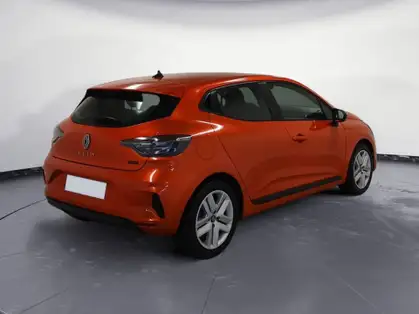 RENAULT CLIO V EVOLUTION E-Tech full hybrid 145 CV 