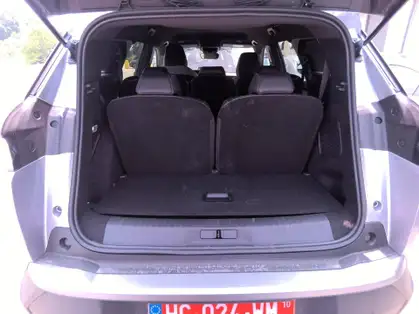 PEUGEOT 5008 Hybrid 136 e-DCS6 Allure