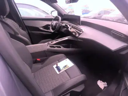 PEUGEOT 5008 ALLURE Hybrid 145 CV e-DCS6 