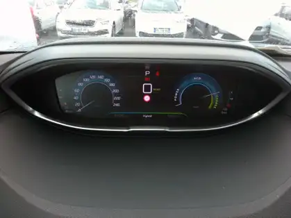 PEUGEOT 3008 GT HYBRID 225 CV E-EAT8