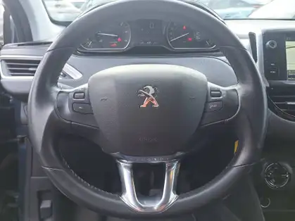 PEUGEOT 2008 BlueHDi 100ch BVM6 Style