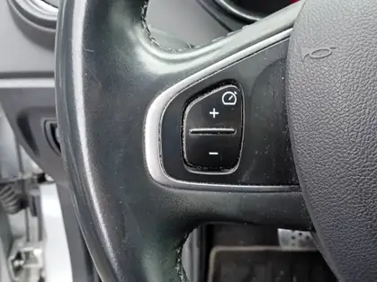 RENAULT CAPTUR TCe 120 Energy EDC Intens