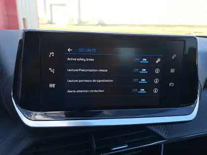 PEUGEOT 2008 ALLURE 1.2 PURETECH 100 CV BVM6