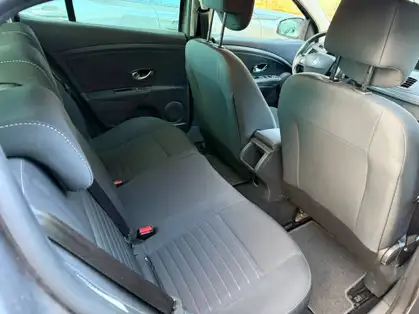 RENAULT MEGANE III BERLINE TCE 115 Energy eco2 Limited