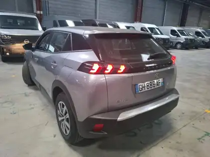 PEUGEOT 2008 ACTIVE 1.2 PURETECH 100 CV BVM6