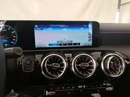 MERCEDES CLASSE A 250 e 8G-DCT AMG Line