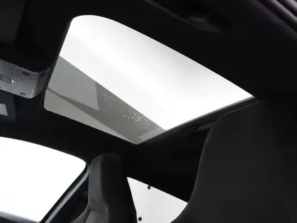 VOLKSWAGEN GOLF 1.5 eTSI EVO2 150 DSG7 R-Line Limited