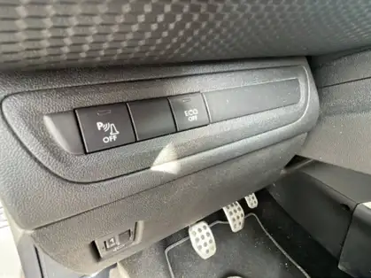 PEUGEOT 2008 2008 FELINE TITANE 1.2 PURETECH 110 CV BVM5