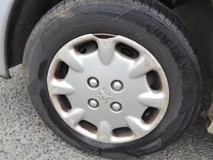 PEUGEOT 106 COLOR LINE 1.4i 