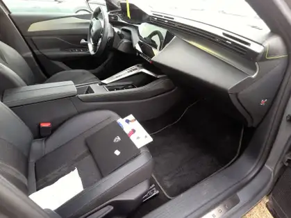 PEUGEOT 408 GT HYBRID 136 CV e-DCS6