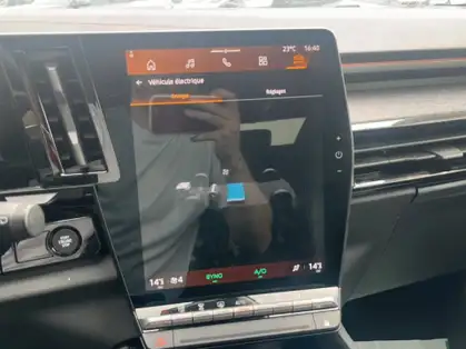 RENAULT AUSTRAL TECHNO E-Tech full hybrid 200 CV 