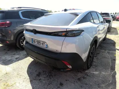 PEUGEOT 408 GT HYBRID 136 CV e-DCS6