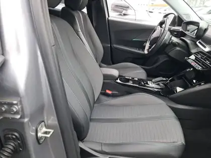 PEUGEOT 2008 BlueHDi 130 S&S EAT8 Allure Business