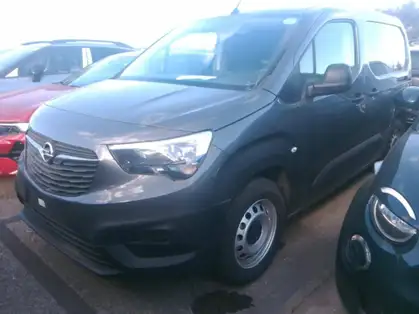 OPEL COMBO CARGO ELECTRIQUE TAILLE M 800 KG ELECTRIQUE 100 KW BATTERIE 50 KW
