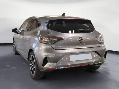 RENAULT CLIO V TECHNO E-Tech full hybrid 145 CV GSR2 