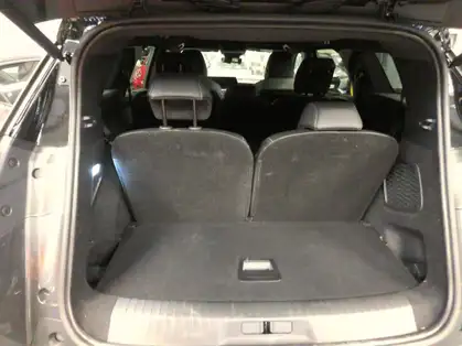 PEUGEOT 5008 GT Hybrid 145 CV e-DCS6 