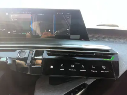 PEUGEOT 3008 GT Hybrid 145 e-DCS6