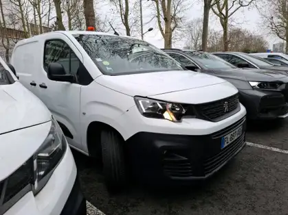 PEUGEOT PARTNER FOURGON STANDARD PREMIUM 650 KGS BLUEHDI 100 CV BVM5 