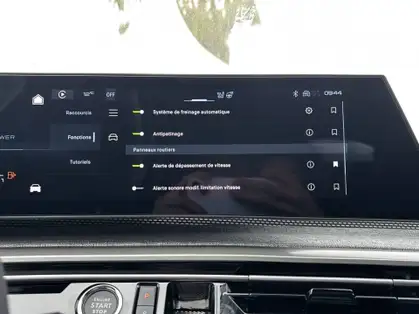 PEUGEOT 3008 GT Hybrid 145 e-DCS6