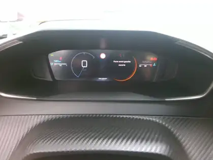 PEUGEOT 2008 ALLURE 1.2 PURETECH 100 CV BVM6