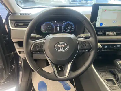 TOYOTA RAV4 HYBRIDE PRO MY23 218 ch 2WD Dynamic Business + "Beyond Zero Academy"