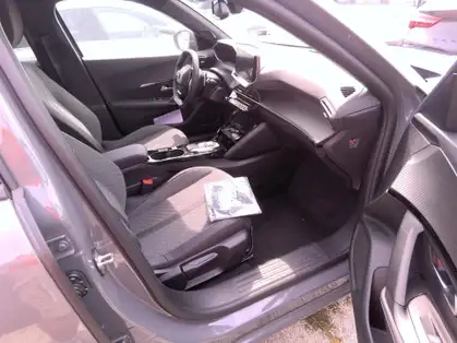 PEUGEOT 2008 ALLURE Hybrid 145 CV e-DCS6 