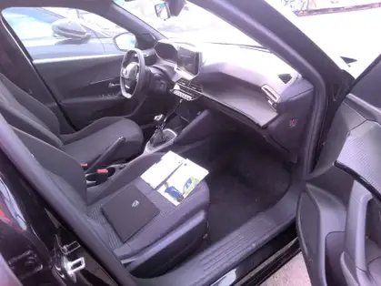 PEUGEOT 2008 STYLE 100 CV BVM6