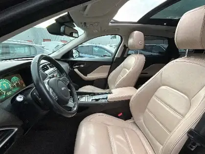 JAGUAR F-PACE PRESTIGE 2.0 D 180 CV AWD BVA8 