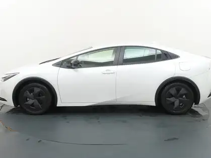 TOYOTA PRIUS HYBRIDE RECHARGEABLE 223ch Dynamic