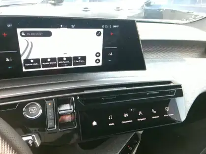 PEUGEOT 5008 GT Hybrid 145 CV e-DCS6 