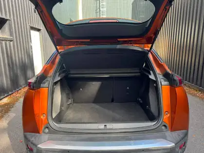 PEUGEOT 2008 ACTIVE 1.2 PURETECH 100 CV BVM6