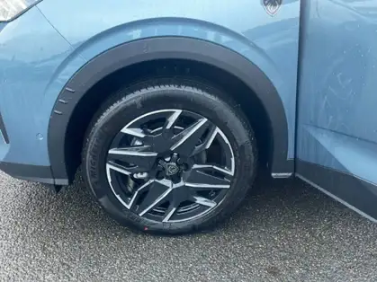 PEUGEOT 3008 GT Hybrid 145 e-DCS6