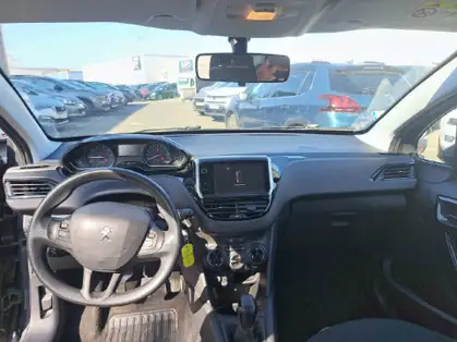 PEUGEOT 208 ACTIVE 1.2 PureTech 82 CV BVM5