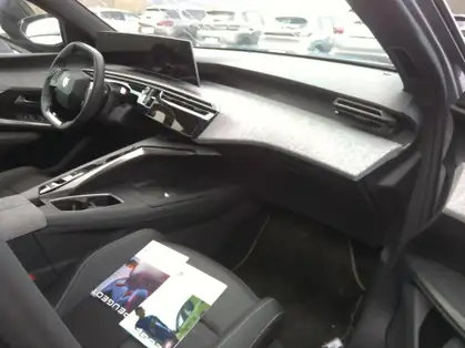 PEUGEOT 3008 GT Hybrid 145 e-DCS6