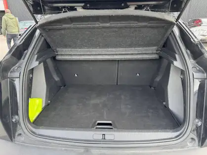 PEUGEOT 2008 ALLURE 1.2 PURETECH 130 CV EAT8