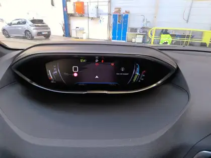 PEUGEOT 3008 ALLURE PACK HYBRID 136 CV E-DCS6