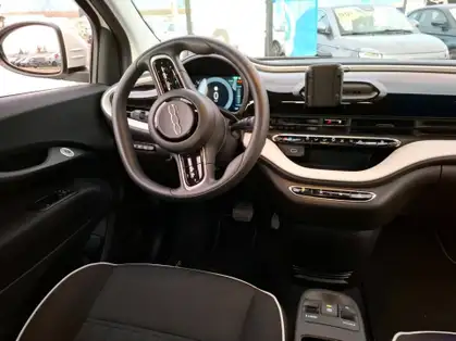FIAT 500E BERLINE MY22 SERIE 1 STEP 1 500 e 95 ch Action