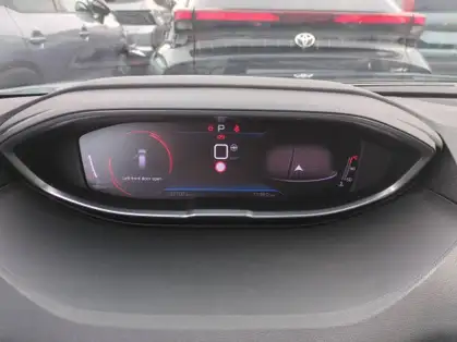 PEUGEOT 5008 ALLURE PACK HYBRIDE 136 CV E-DCS6