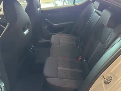 SKODA OCTAVIA RS 1.4 TSI PHEV iV 245 CV DSG6e