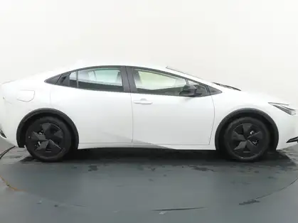 TOYOTA PRIUS HYBRIDE RECHARGEABLE 223ch Dynamic