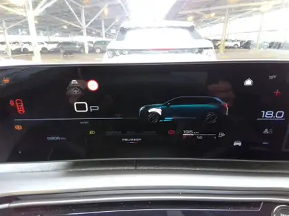 PEUGEOT 5008 GT Hybrid 145 CV e-DCS6 