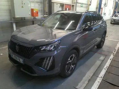PEUGEOT 2008 ALLURE HYBRID 136 CV e-DCS6
