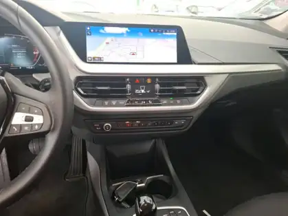 BMW SERIE 1 116i 109 ch DKG7