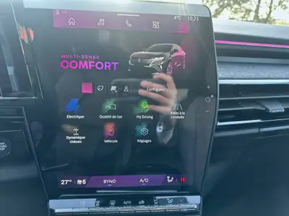 RENAULT RAFALE TECHNO E-Tech full hybrid 200 CV 