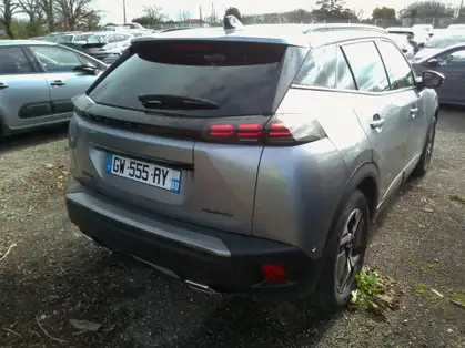 PEUGEOT 2008 ALLURE HYBRID 136 CV e-DCS6