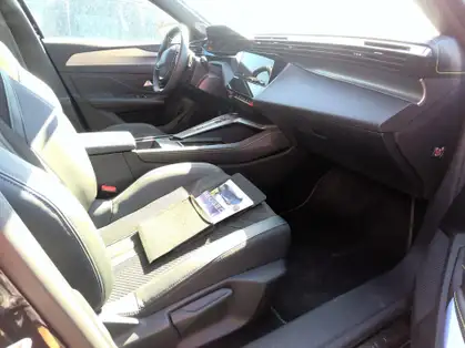 PEUGEOT 408 GT HYBRID 136 CV e-DCS6