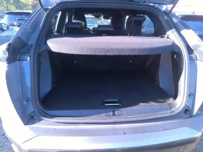 PEUGEOT 2008 ALLURE HYBRID 136 CV e-DCS6