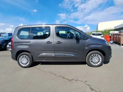 TOYOTA PROACE CITY VERSO RC22 Medium 1.2L 110 VVT-i BVM6 Dynamic